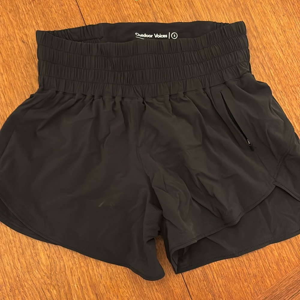 SOLD Outdoor voices shorts size small